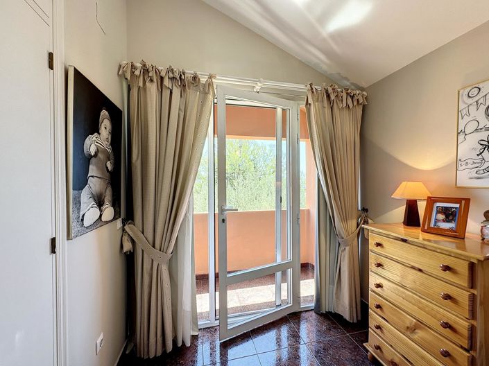 Image No.42-4 Bed Villa for sale