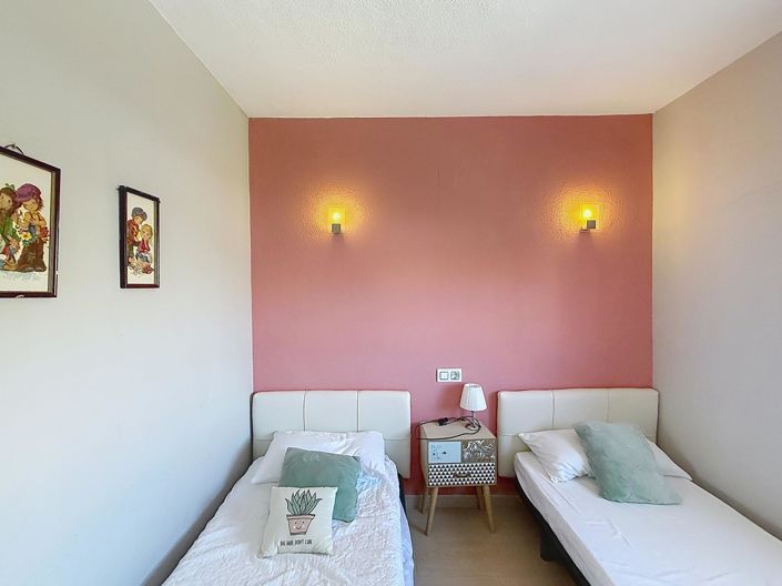 Image No.25-2 Bed Apartment for sale