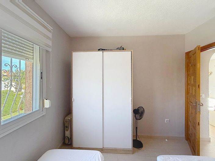 Image No.26-2 Bed Apartment for sale