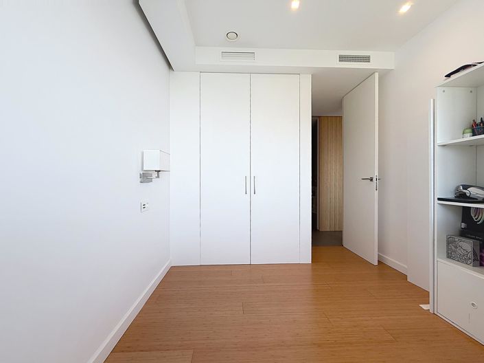 Image No.36-3 Bed Apartment for sale