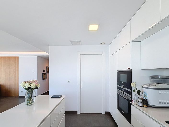 Image No.7-3 Bed Apartment for sale