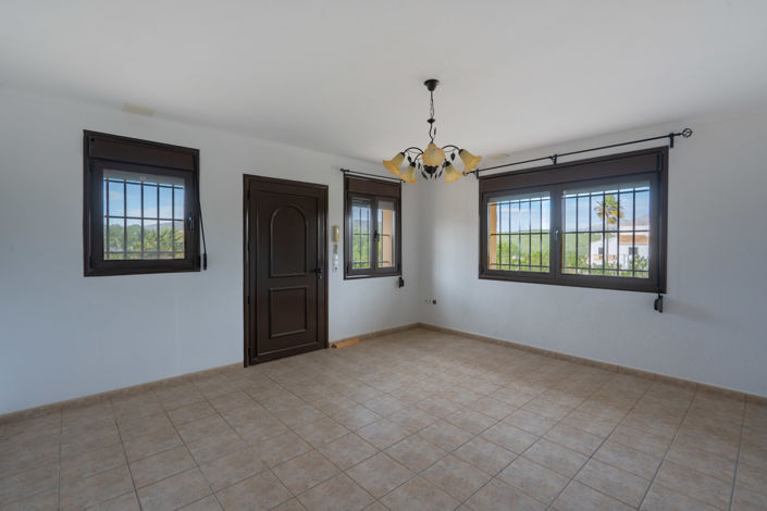 Image No.29-4 Bed Villa for sale