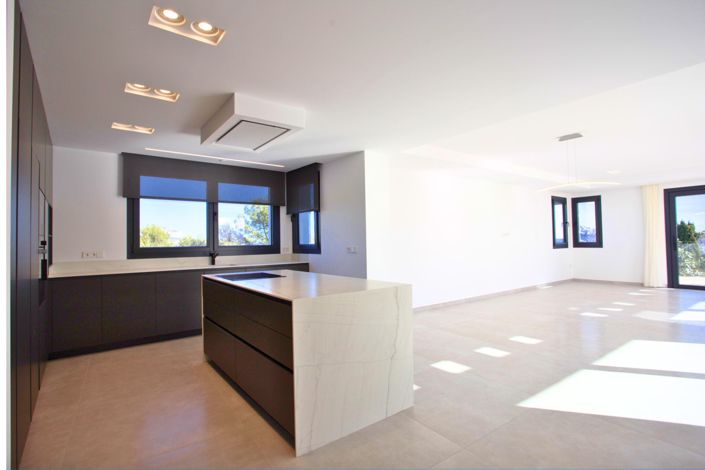 Image No.5-3 Bed Villa for sale