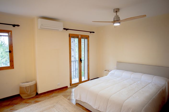 Image No.24-2 Bed Villa for sale
