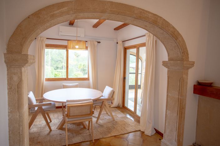 Image No.9-2 Bed Villa for sale