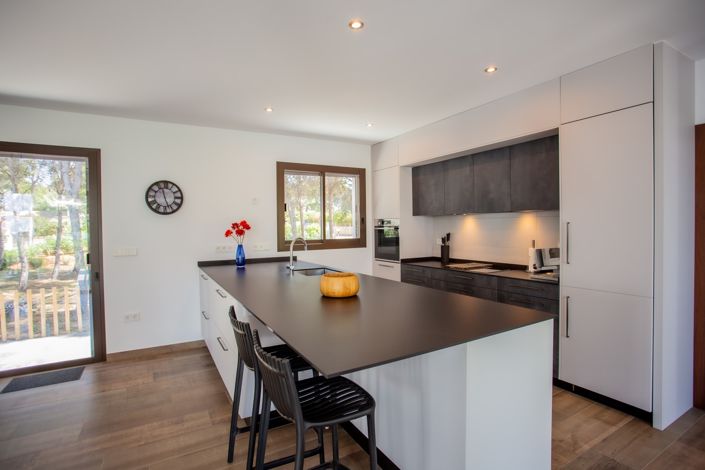 Image No.4-3 Bed Villa for sale