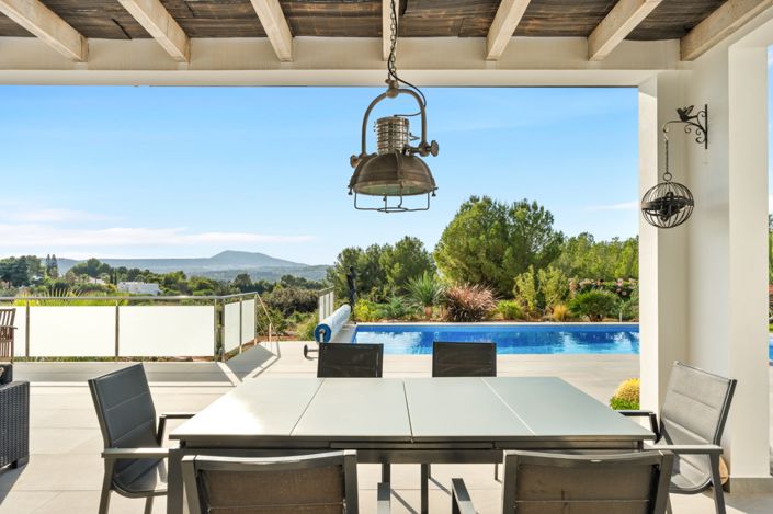 Image No.8-5 Bed Villa for sale
