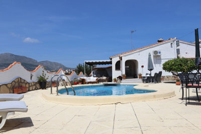 12394-villa-for-sale-in-orba-287524-large