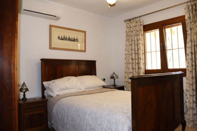 12394-villa-for-sale-in-orba-287580-large