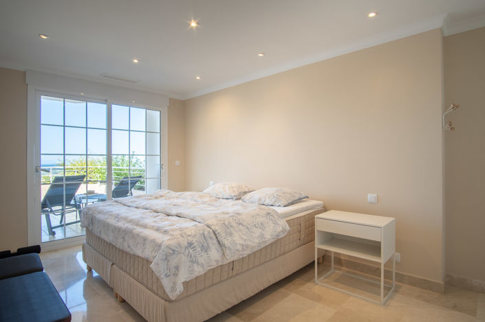Image No.25-3 Bed Apartment for sale