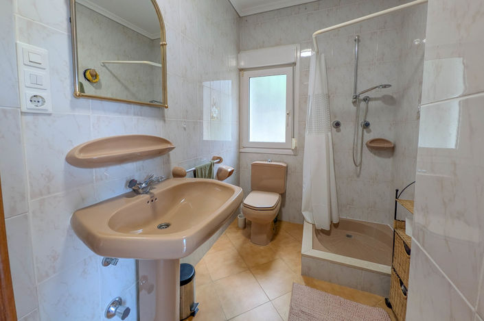 Image No.20-4 Bed Villa for sale