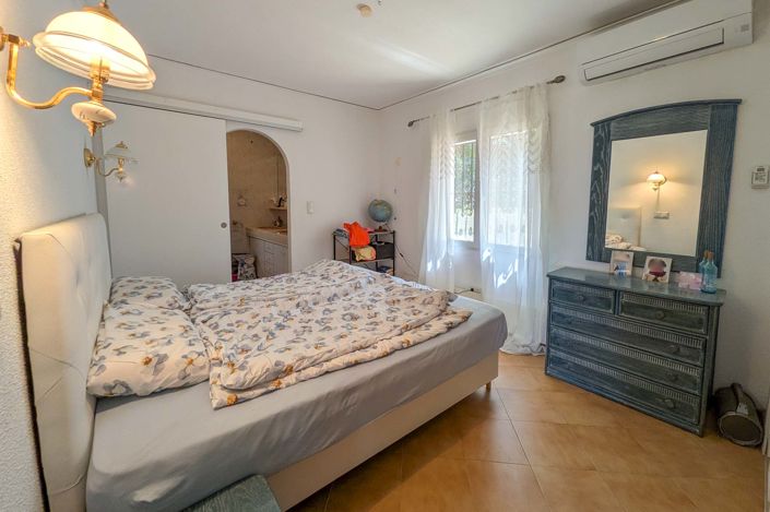 Image No.22-4 Bed Villa for sale