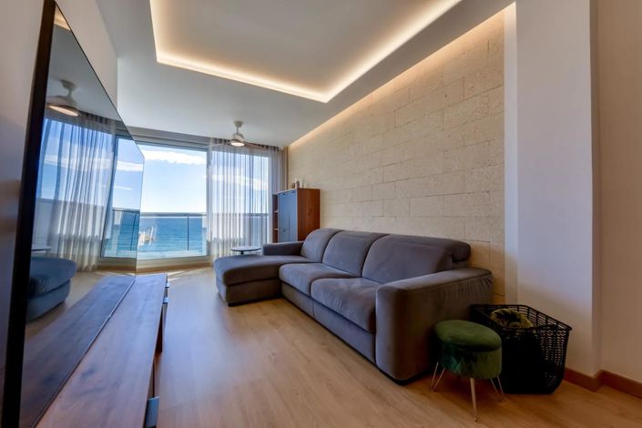 Image No.19-4 Bed Duplex for sale