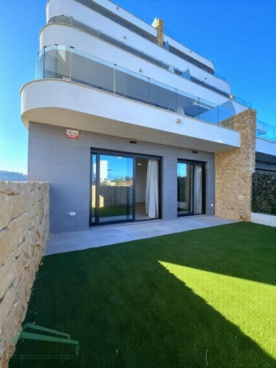 Image No.3-3 Bed Apartment for sale