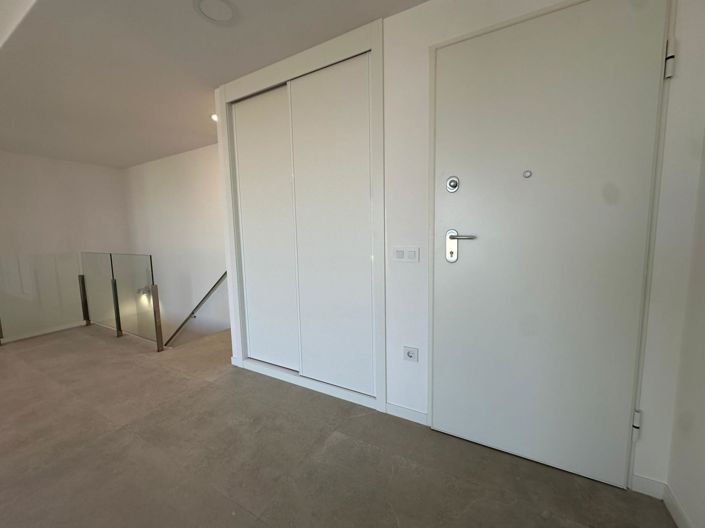 Image No.36-3 Bed Apartment for sale