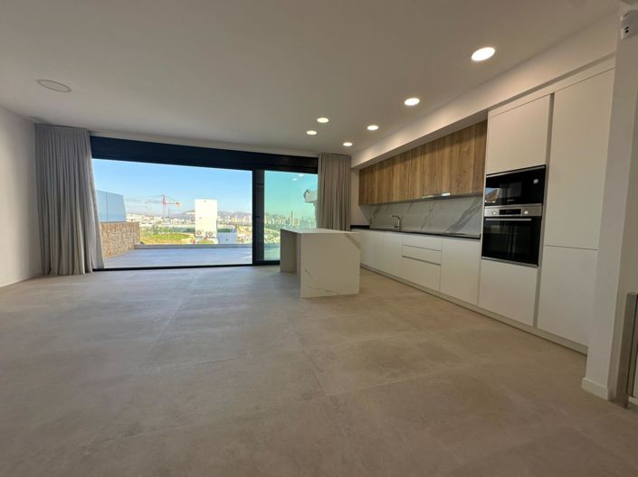 Image No.37-3 Bed Apartment for sale