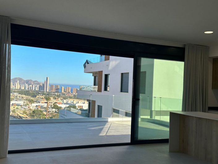 Image No.41-3 Bed Apartment for sale