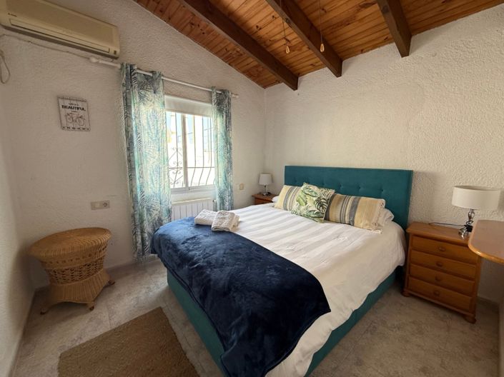 Image No.11-3 Bed Villa for sale