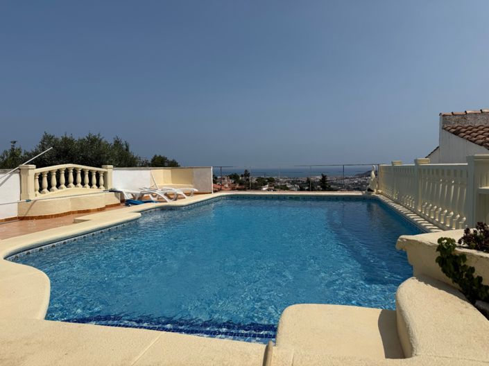 Image No.2-3 Bed Villa for sale