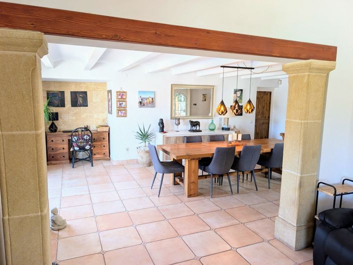 Image No.25-5 Bed Villa for sale