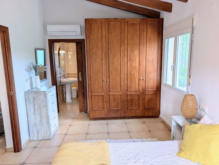 Image No.48-5 Bed Villa for sale