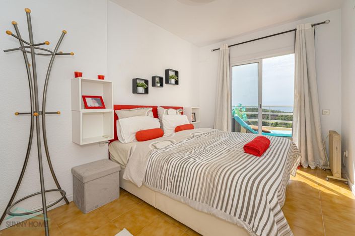 Image No.14-3 Bed Apartment for sale