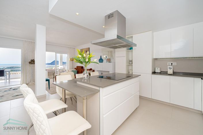 Image No.29-3 Bed Apartment for sale