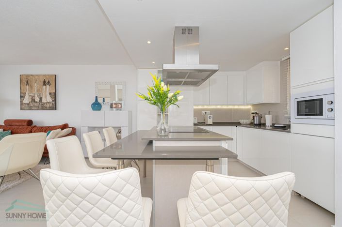Image No.30-3 Bed Apartment for sale
