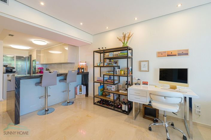 Image No.10-3 Bed Apartment for sale