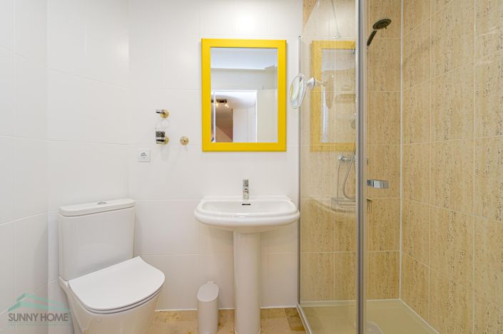 Image No.20-3 Bed Apartment for sale