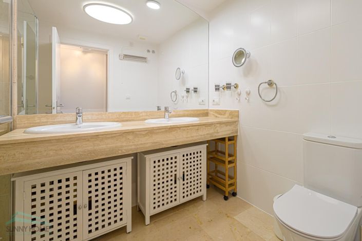 Image No.23-3 Bed Apartment for sale