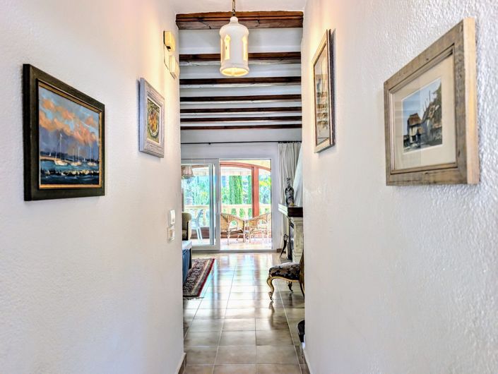 Image No.20-3 Bed Villa for sale