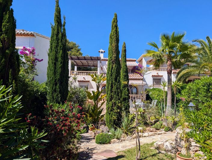 Image No.6-3 Bed Villa for sale