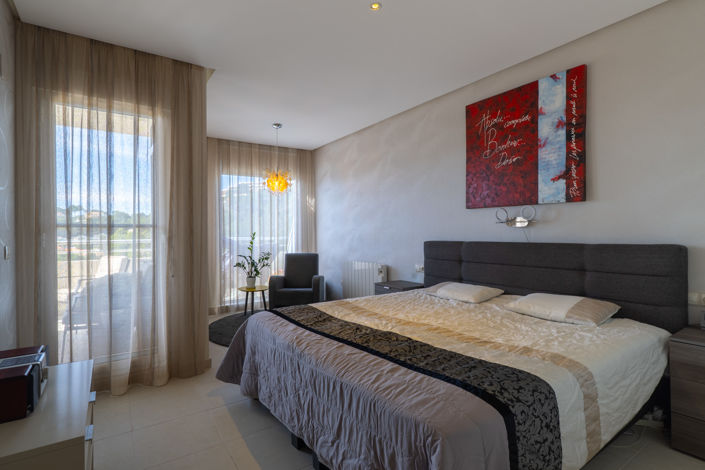 Image No.17-2 Bed Apartment for sale
