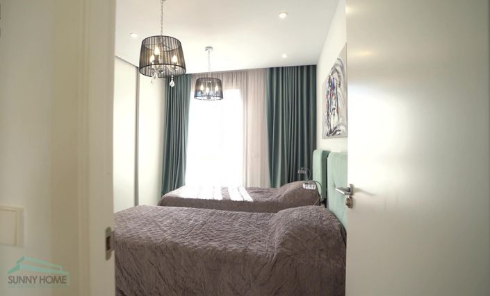 Image No.14-4 Bed Townhouse for sale