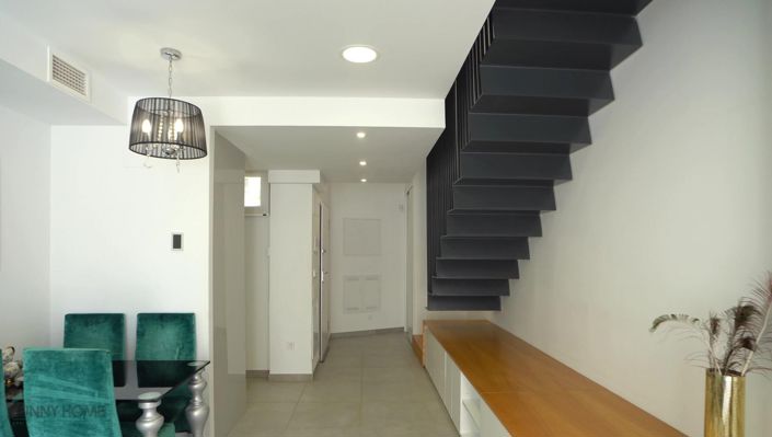 Image No.36-4 Bed Townhouse for sale