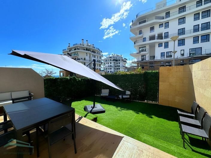 Image No.39-4 Bed Townhouse for sale