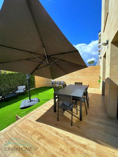 Image No.40-4 Bed Townhouse for sale