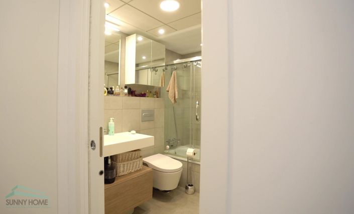 Image No.8-4 Bed Townhouse for sale