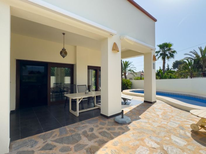 Image No.17-4 Bed Villa for sale
