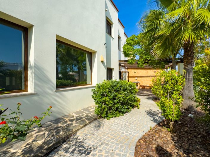 Image No.26-4 Bed Villa for sale