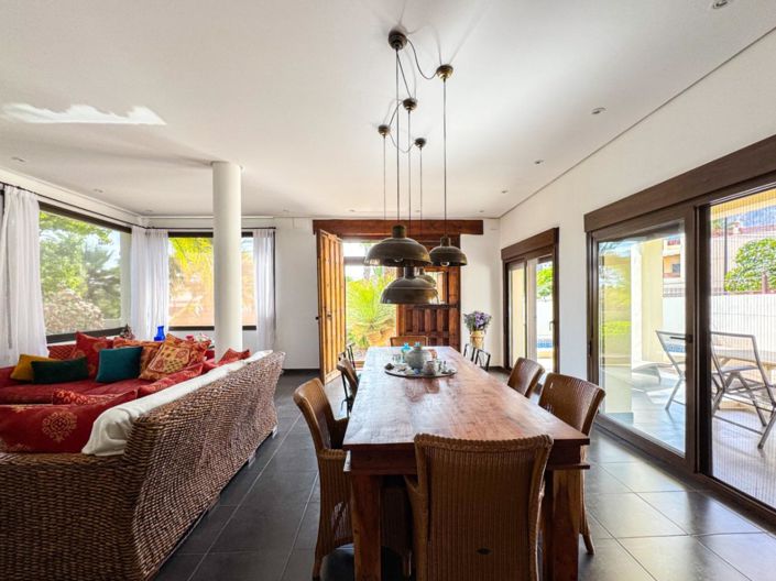 Image No.30-4 Bed Villa for sale