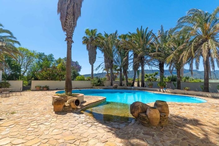 Image No.9-5 Bed Villa for sale