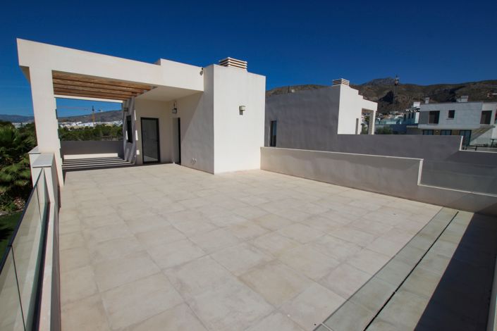 Image No.27-3 Bed Villa for sale