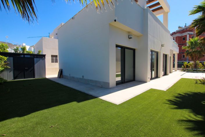 Image No.33-3 Bed Villa for sale