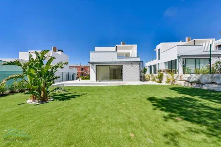 Image No.29-3 Bed Villa for sale