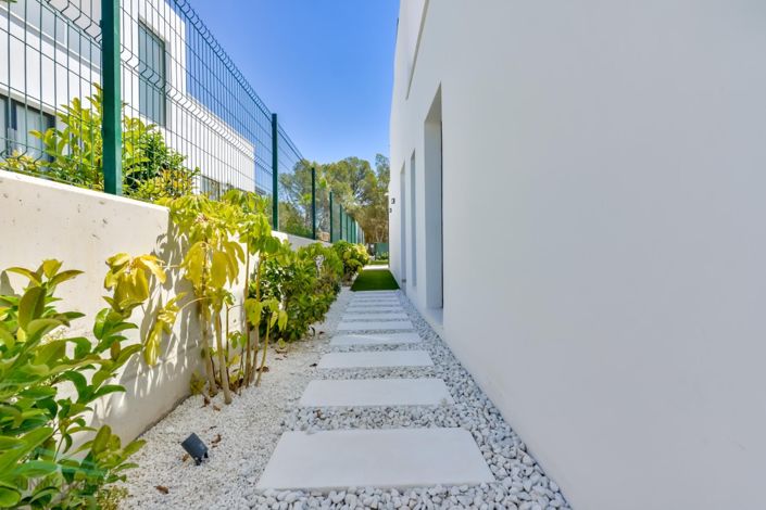 Image No.31-3 Bed Villa for sale