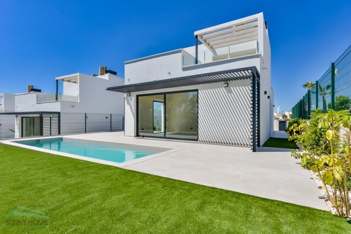 Image No.34-3 Bed Villa for sale