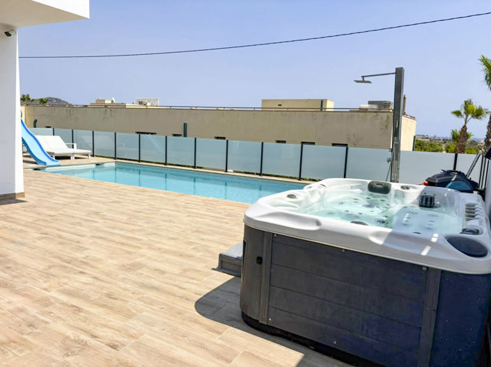 Image No.17-4 Bed Villa for sale