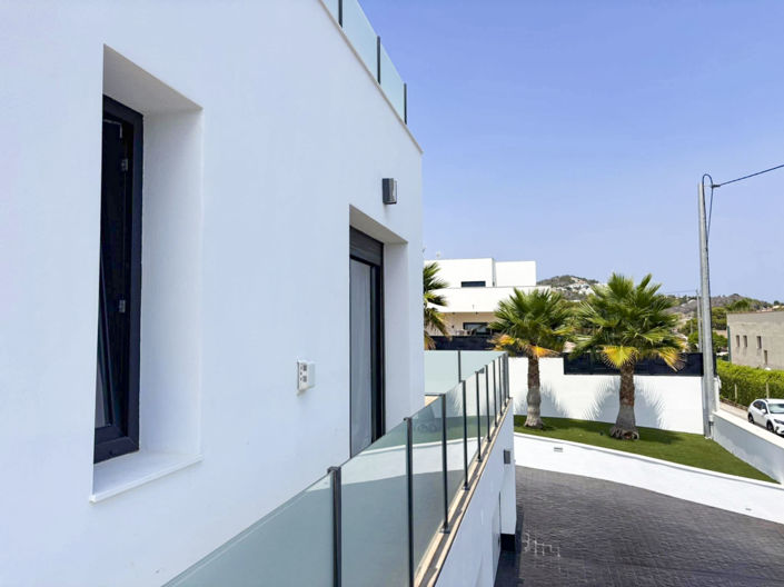 Image No.24-4 Bed Villa for sale